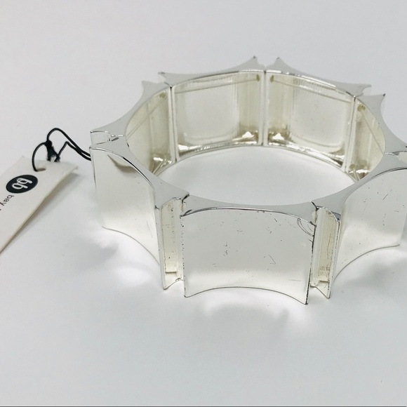 Bay to Baubles Desi Stretch Bracelet - Picture 3 of 4